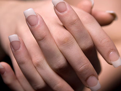 Σκληρυντικό θρέφει τα νύχια!